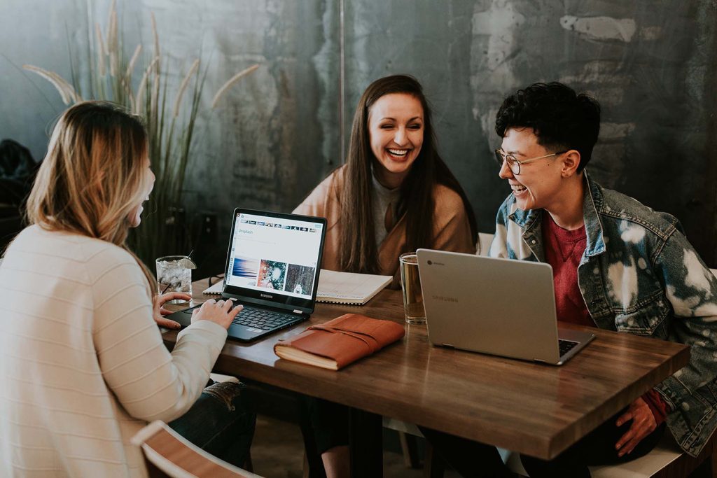 How to Choose the Right Web Host for Your Business
